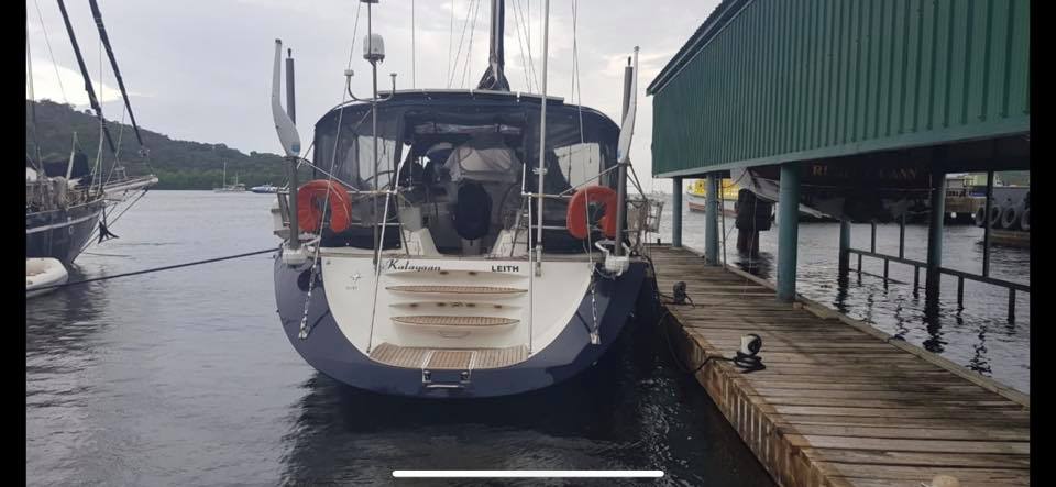 Bob's Boat, Kalayaan